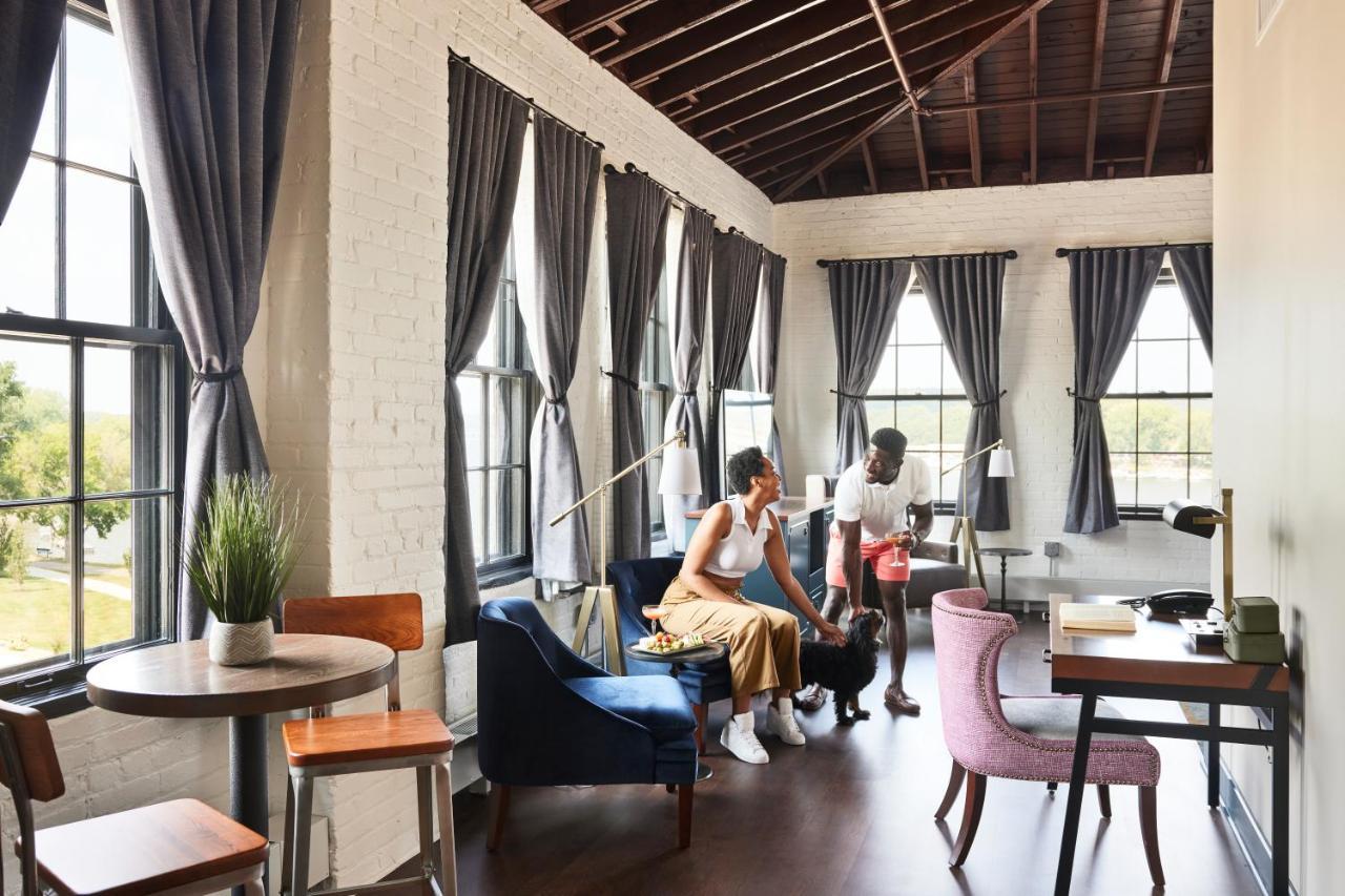 The Confluence Hotel Hastings Luaran gambar